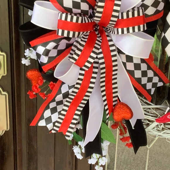 Valentine’s Day’s Wreath - Picture 4 of 4